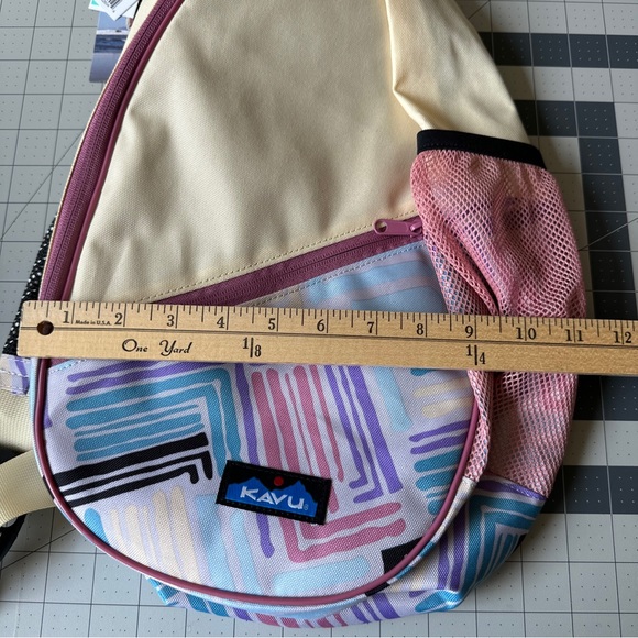 KAVU Women's Paxton Pack Party Pop Bag Backpack 870-1867 Travel Beige Multi New - Picture 5 of 6